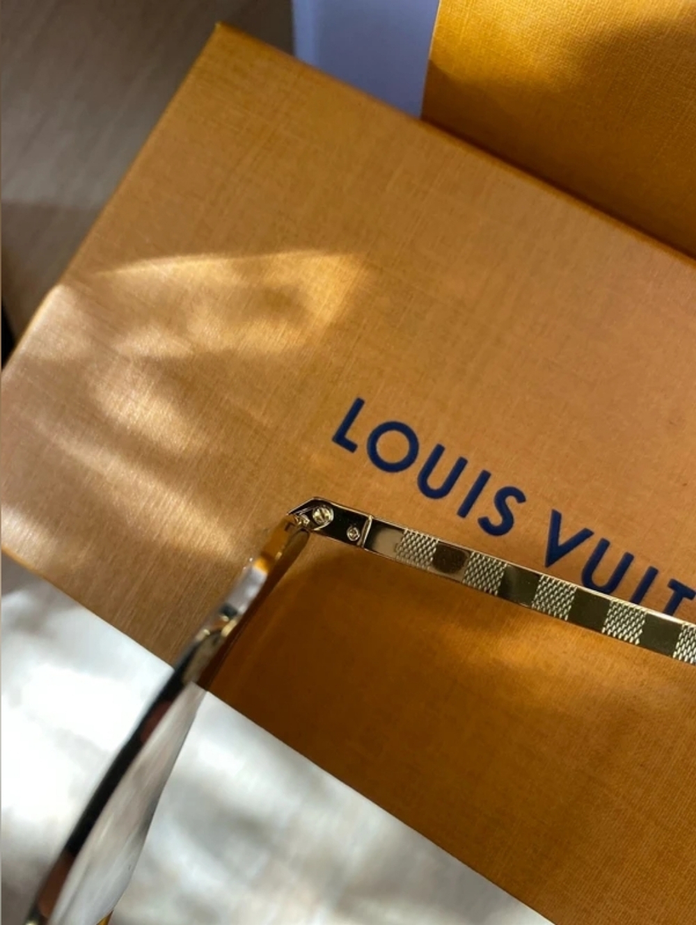 Louis Vuitton Attitude Sunglasses - Picture 14 of 16